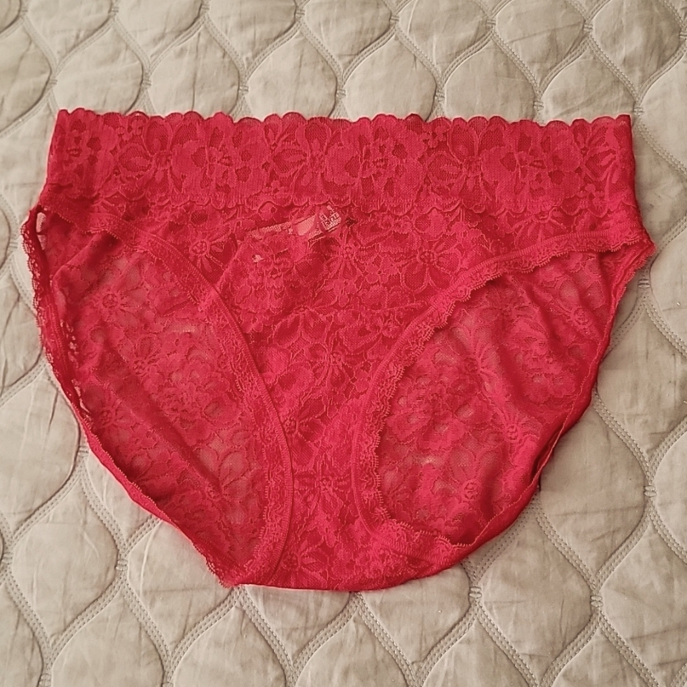 VS Red Lace Briefs
